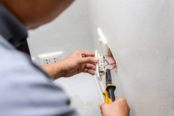 Best Licensed Electrician  in Clearfield, UT